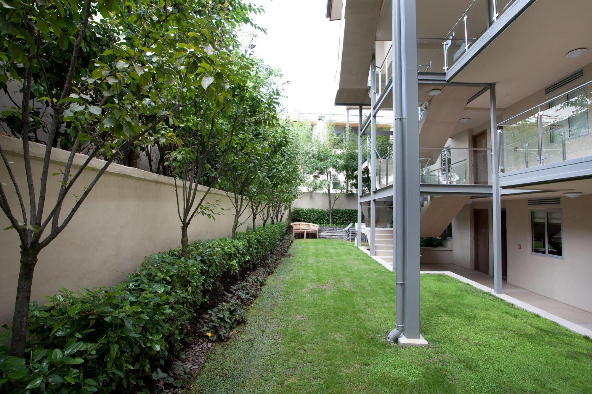 Lakeside Apartments Wanaka Exterior foto